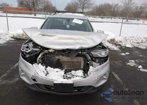 2019 Chevrolet Equinox Premier z USA, uszkodzony, nr VIN 2GNAXYEXXK6266583